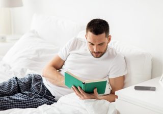 Počinjem od ponedeljka: Od ponedeljka ću krenuti da čitam knjigu svako veče pred spavanje
